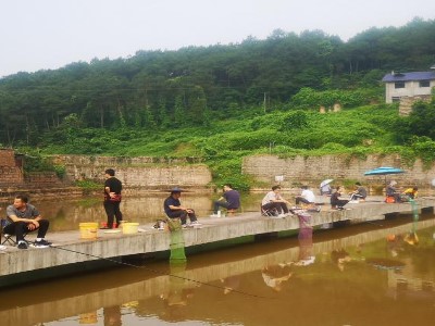 釣魚協(xié)會(huì)第一屆釣魚比賽